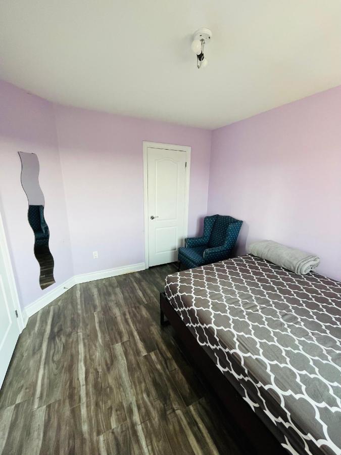 מיסיסאוגה Jazzy Home Stay מראה חיצוני תמונה