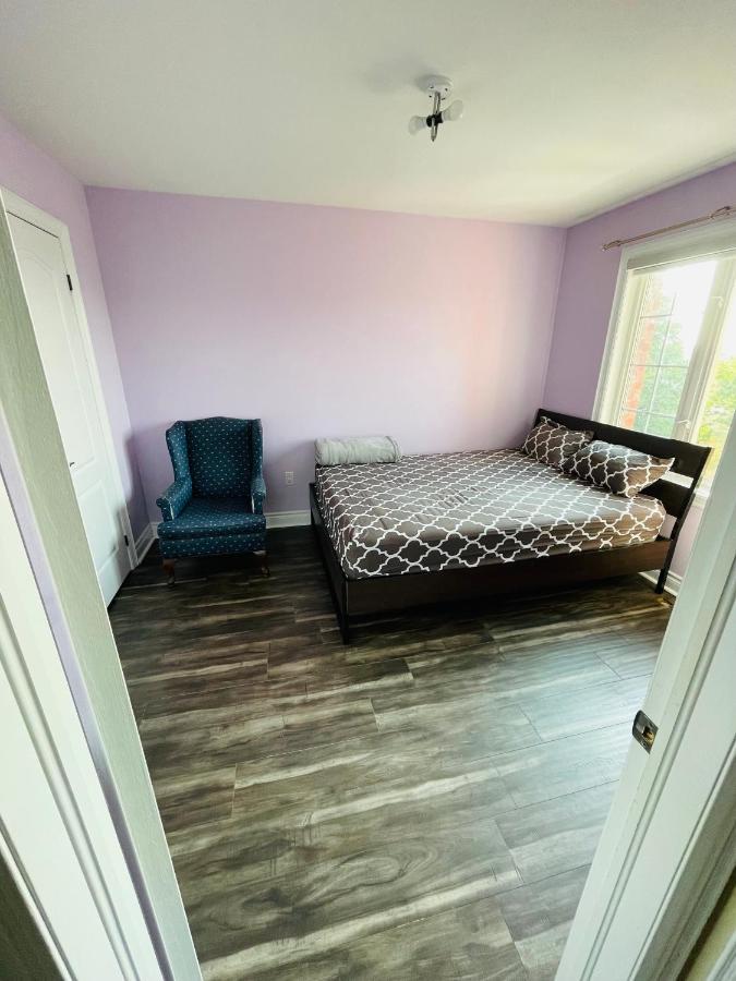 מיסיסאוגה Jazzy Home Stay מראה חיצוני תמונה